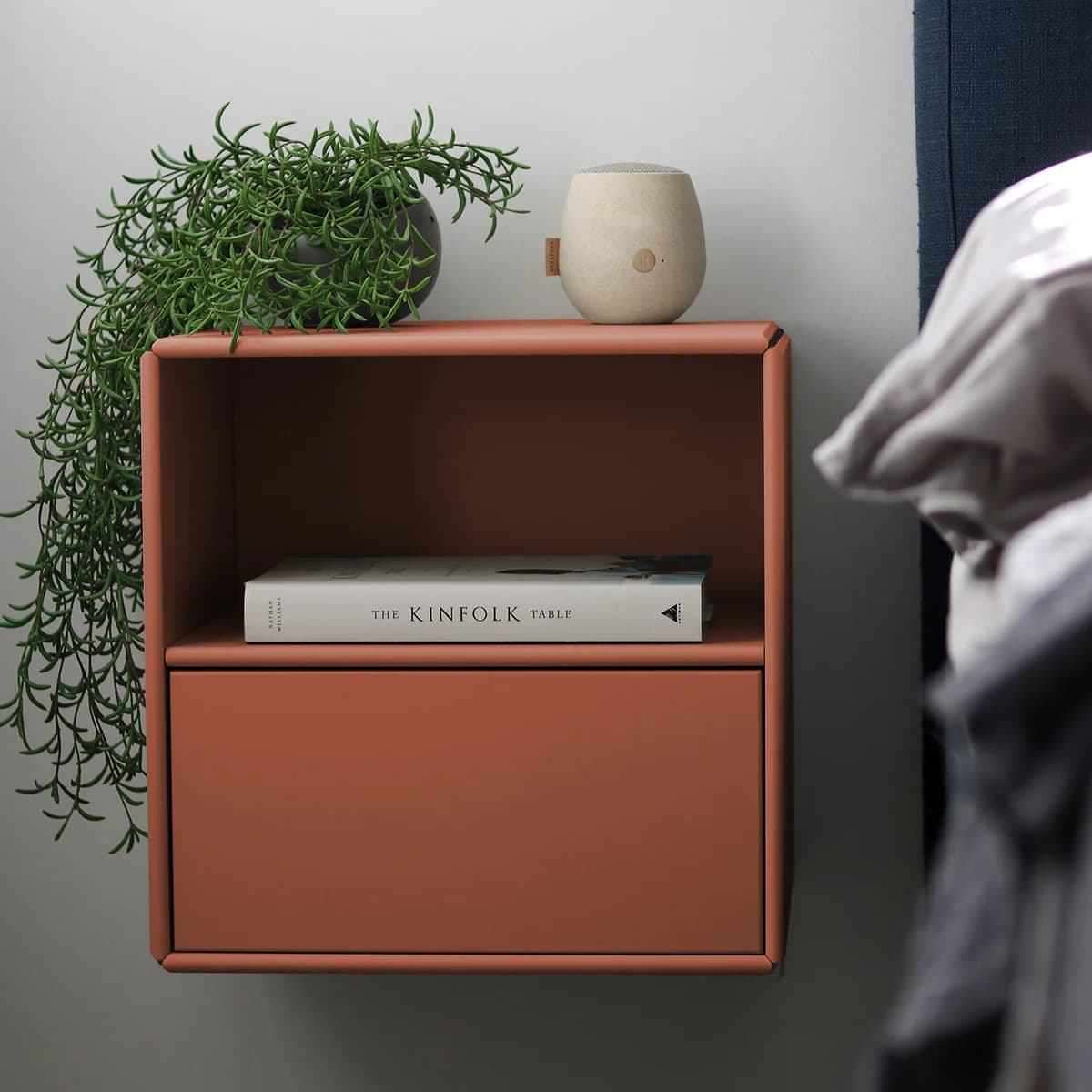 Charlie nattbord - Rusty